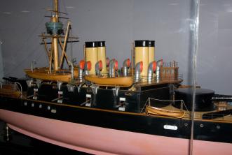Военно-морской музей, Модель броненосца Наварин