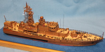 Готовая модель противолодочной пограничный корабль пр. 12412 Молния 3