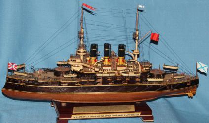 Модель военного корабля Потёмкин. Шлюпки и катера