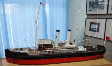  модель ледокола Каспий