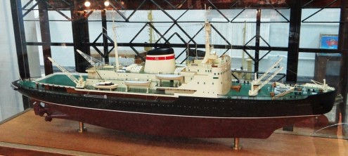  модель  ледокола Москва (1961)