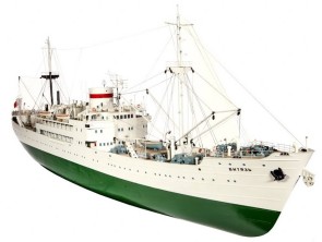 модель судна Витязь ручной работы 