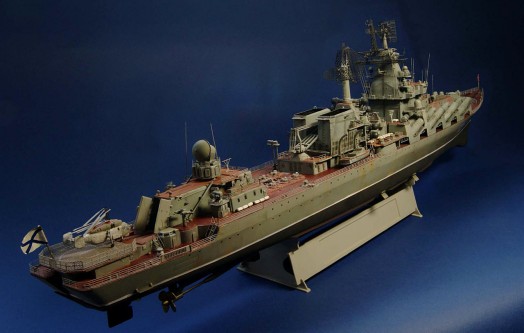 Ракетный крейсер Москва Модель 2