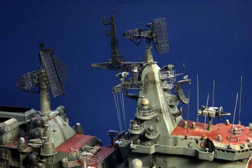 Ракетный крейсер Москва Модель ручной работы 4